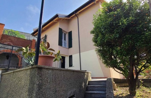 Varazze Apartment | Villetta Grignetta: Relaxation, Garden and Jacuzzi