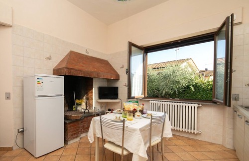 Villa Campanile Villa | Villino Franco In Castelfranco di Sotto, Tuscany