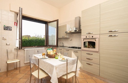 Villa Campanile Villa | Villino Franco In Castelfranco di Sotto, Tuscany