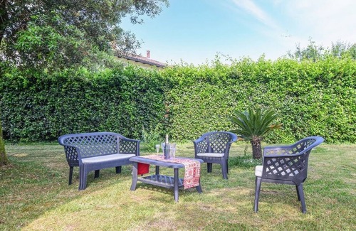 Villa Campanile Villa | Villino Franco In Castelfranco di Sotto, Tuscany