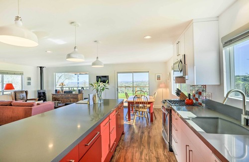 Templeton Cottage | Vines & Views. Modern designer cottage with 360-degree views of vines & wildlife