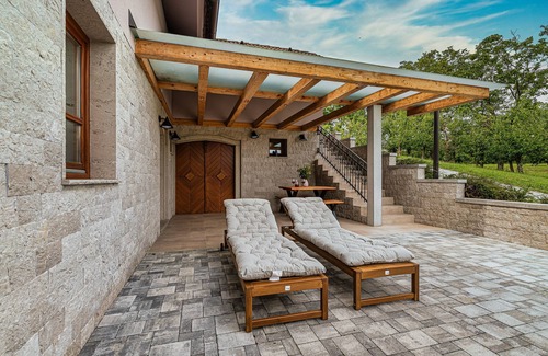 Gorenja Vas pri Smarjeti House | Vineyard Cottage Radovlja With Sauna, Šmarješke Toplice, Slovenia