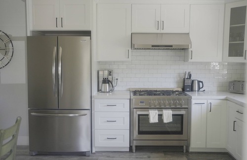 Graton Other | Vineyard View Getaway -