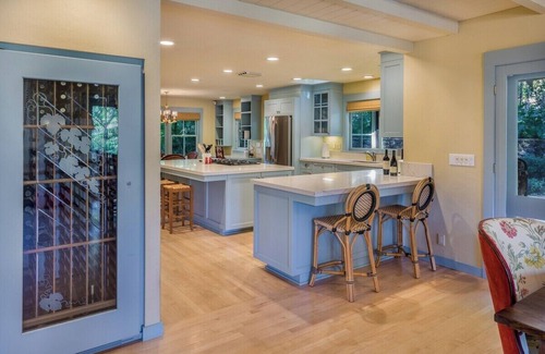 Santa Rosa House | Vineyard views, pool, hot tub, bocce/pickle ball!