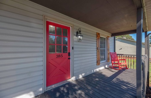 Statesville House | "Vineyard Villa" - Incredible Location & Amenities, Spiderman Themed Kids Room
