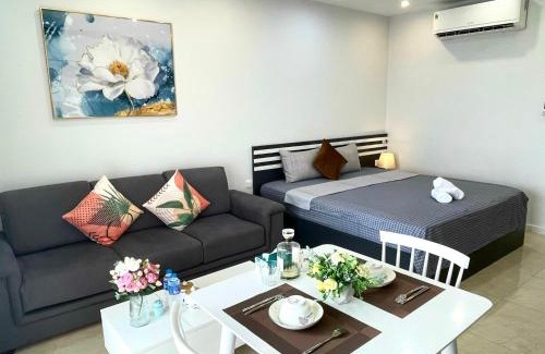 Trung Hoa Nhan Chinh Apartment | Vinhomes Dcapitale - Studio