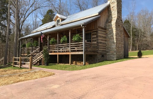 Houston County House | Vintage 1850's log house for rent with 185 acres ,on a Creek , 2miles trails .