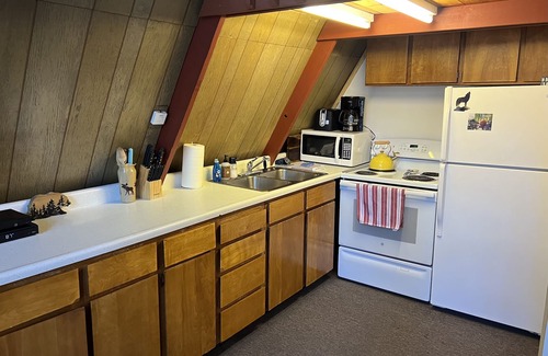 Peshastin Cabin | Vintage A-frame Cabin with Private River and Scenic Views