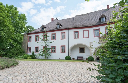 Triestewitz Apartment | Vintage Apartment in Arzberg - Triestewitz with Terrace