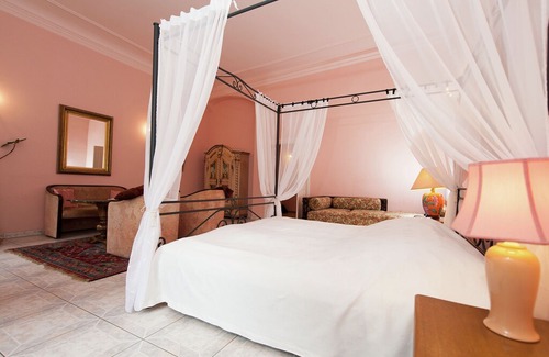 Triestewitz Apartment | Vintage Apartment in Arzberg - Triestewitz with Terrace
