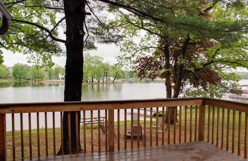 Lake Delton Cottage | Vintage Cottage on Lake Delton
