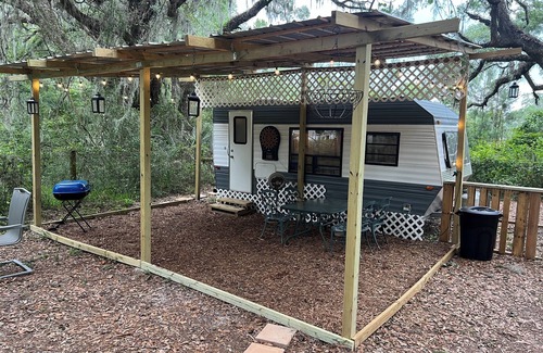 Old Town House | Vintage Farm Camper on Active Farm