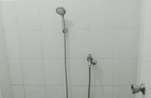 Gading Apartment | Vintage Good Studio (Non Smoking & Wifi)
