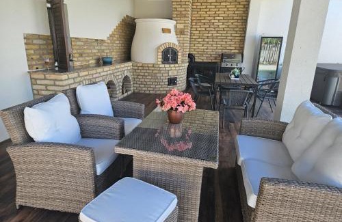 Sarud Apartment | Vintage Resort