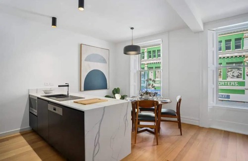 Hobart Central Business District Apartment | Vintage Suite at Saddlers Embrace a Cafe Lifestyle