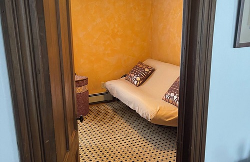 Mystic Apartment | VintageVillageVictorian V^3 Old Port District, First Floor, Off-street Parking