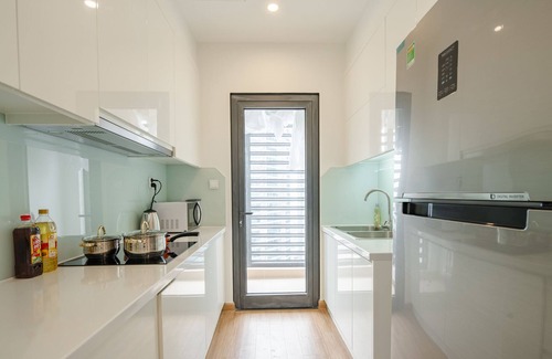 Cau Giay Apartment | VipHome08#Modern Apt 2BR#Vinhomes Skylake#Keangnam