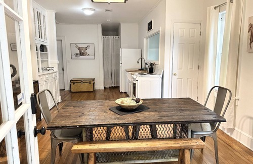 Morningside-Lenox Park House | Virginia Highlands and Midtown or Walk the Beltline Walk to them all Pets are Welcome
