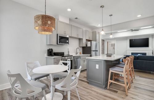 Cape Charles Condo | Virginia Lee - Brand new condo in downtown Cape Charles!