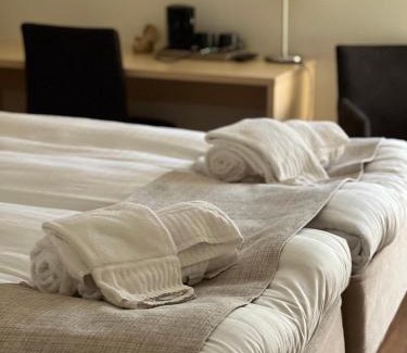 Strandbaden Hotel | Visit Örestrand