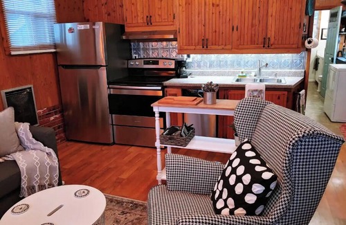 Ronald House | Visit an Old Time Coal Miners Town! Minutes from Roslyn!