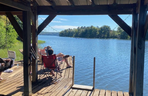Northport House | Visit UA and get a Lake Escape as a bonus!