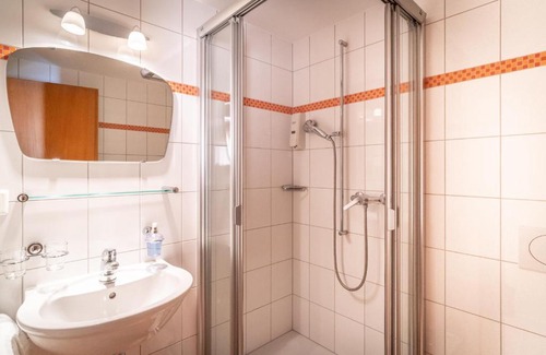 Ausserberg Cabin | VISPERBLICK 24-7 Parkplatz und Frühstück inkl