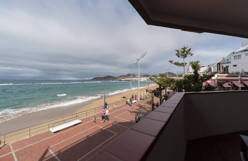 Las Palmas de Gran Canaria Ski Chalet | Vista Dorada al mar balcón-Wifi By Canariasgetaway