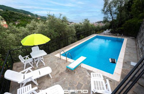 Rapallo Apartment | Vista nel blù con piscina by PortofinoVip