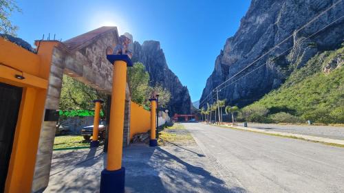 Hidalgo Hotel | Vista Potrero - Hotel, Camping & Events