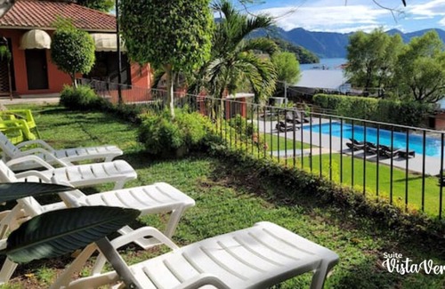 Coatepeque Villa | Vista Verde Suite, Villa Noelia, beautiful house on Lake Coatepeque.