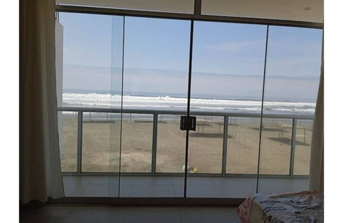 Samuel Pastor House | VISTAMAR Beach House with Pool, first row.