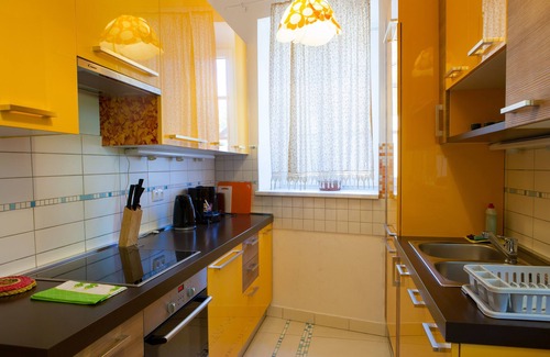 Ljubljana City Centre Apartment | Vita Tour As/Spacious 1BR APP in center with free AC and WiFi