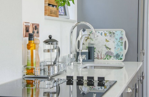 Loppington Cottage | VITULA COTTAGE, family friendly, character holiday cottage in Wem