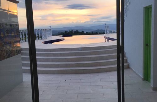 Manizales Villa | Viva los Mejores Atardeceres en Villa Nina