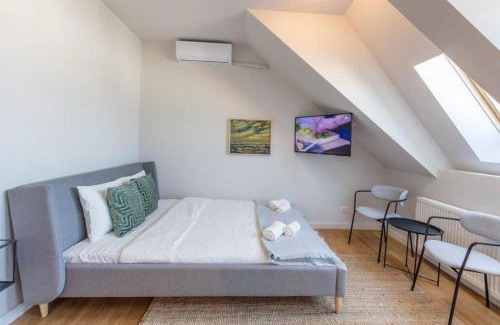 Bucharest City-Centre Apartment | Vivando - Scandic Studio F + Parking