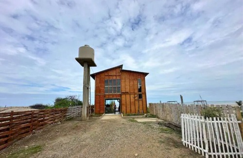 Punta Sal Cabin | ¡vive el Paraíso en Justo en la Gloria! ¡goza Esta Casa de Playa y Vista al Mar!