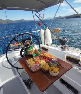 San Carlos de Bariloche Boat Rental | Vivi Bariloche desde el Agua Excursiones nauticas