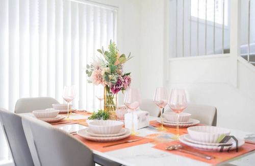 Bankstown Apartment | Vivid home in Bankstown 2B2B
