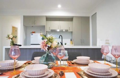 Logan Reserve House | Vivid Logan in Your Trip