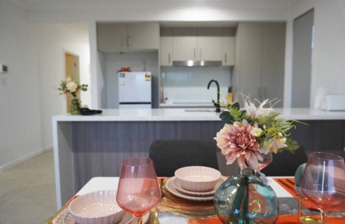 Logan Reserve House | Vivid Logan in Your Trip