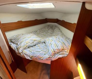 Cherbourg-en-Cotentin Boat Rental | Voilier Miraflores