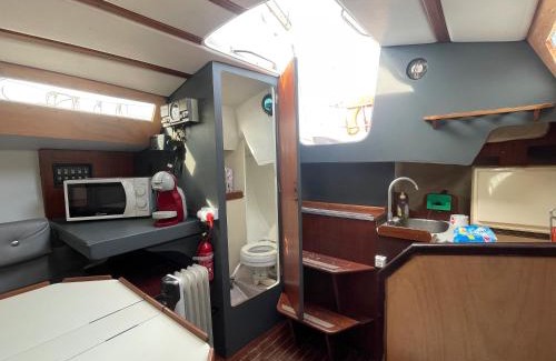 Cherbourg-en-Cotentin Boat Rental | Voilier Miraflores