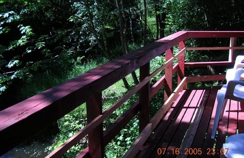 Curtis Cottage | 'Volcano Country' Creek Side Cottage Retreat