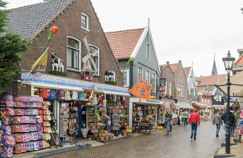 Volendam House | Volendam Old Bridge Residence (room 5)