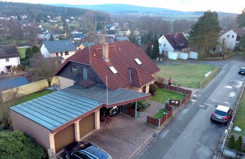 Schwarzenbach an der Saale Apartment | vollausgestattetes Feriendomizil mit traumhaften Garten und Grillmöglichkeit
