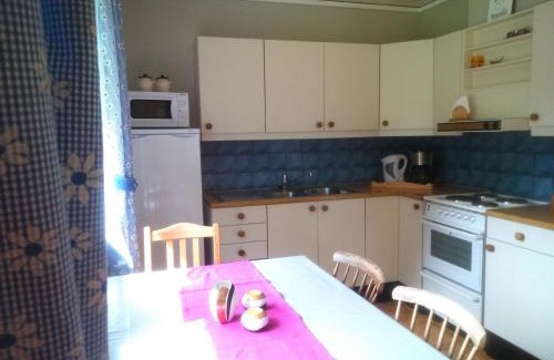 Hjelle Cabin | Vollsnes Feriehus