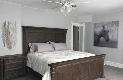 Keosauqua House | Voted "Best Location" and "Most Comfortable".
