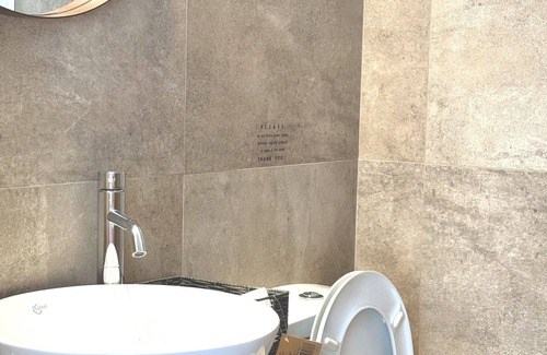 Kaisariani Hotel | Voulis Best Globle Home