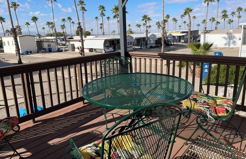 Tucson House | VOYAGER GUEST HOUSE in an Adult Community